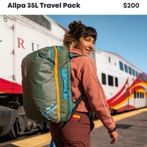 Cotopaxi Allpa 35L travel bag